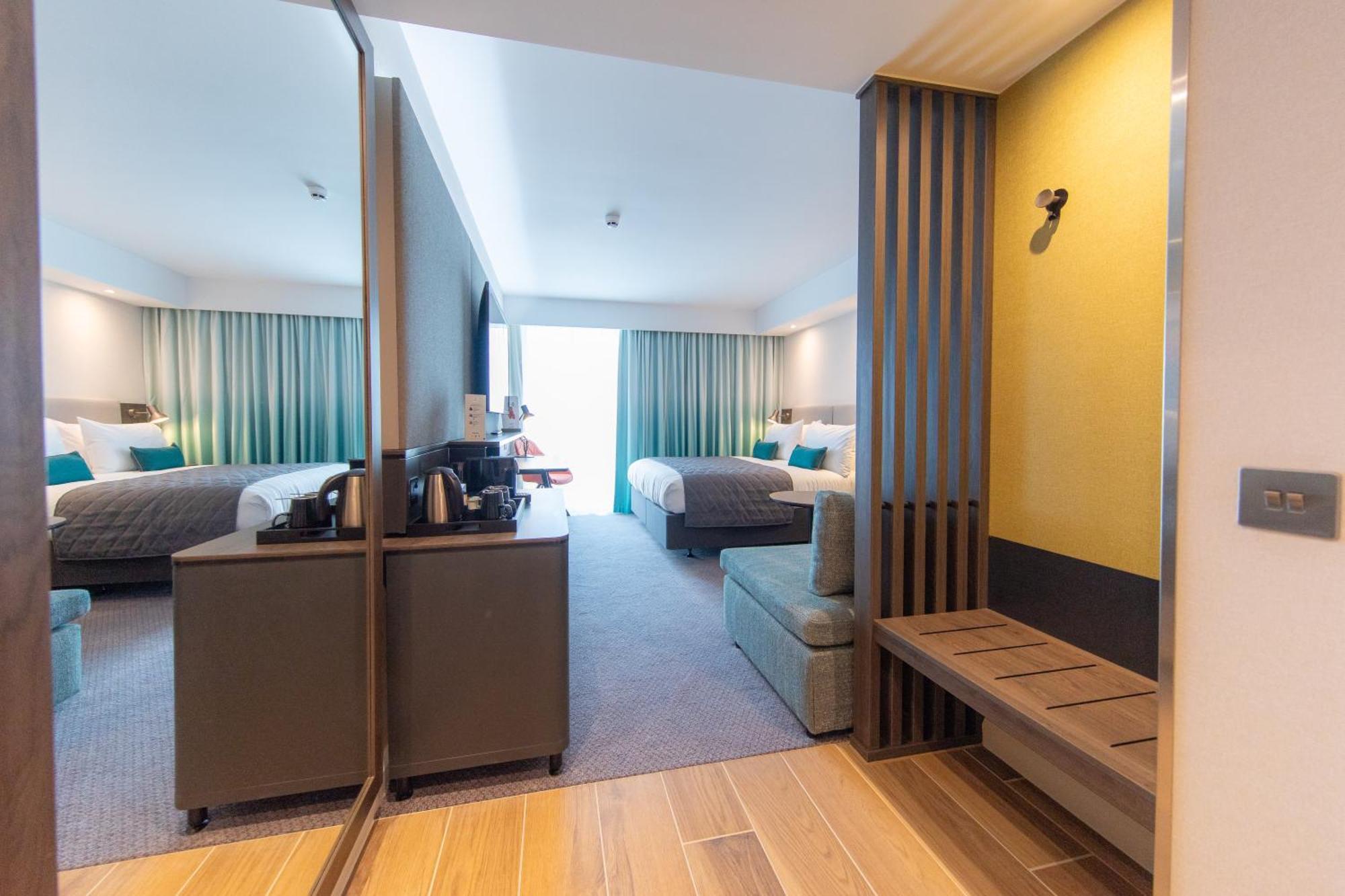Holiday Inn Blackpool By Ihg Exterior foto