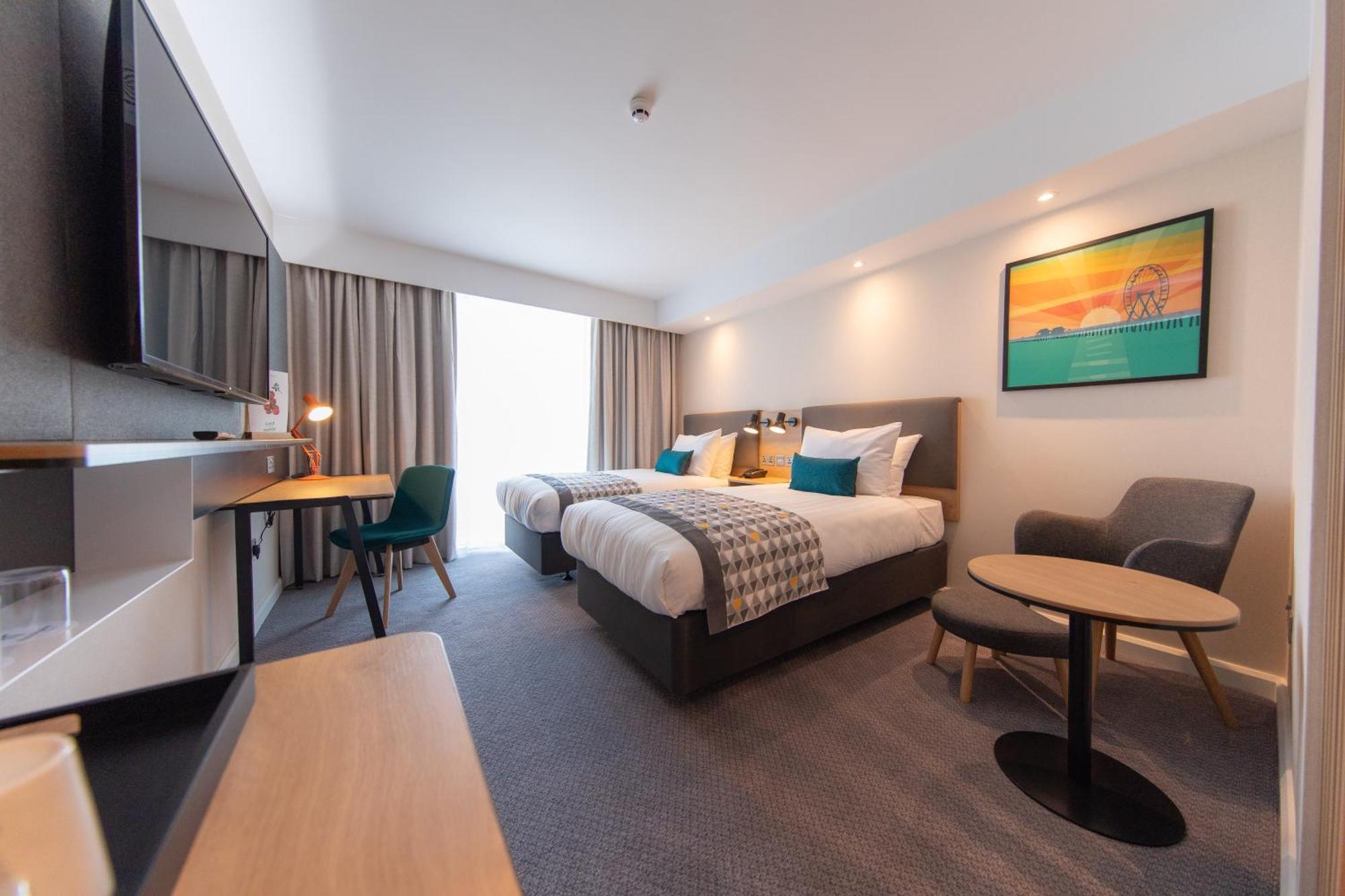 Holiday Inn Blackpool By Ihg Exterior foto