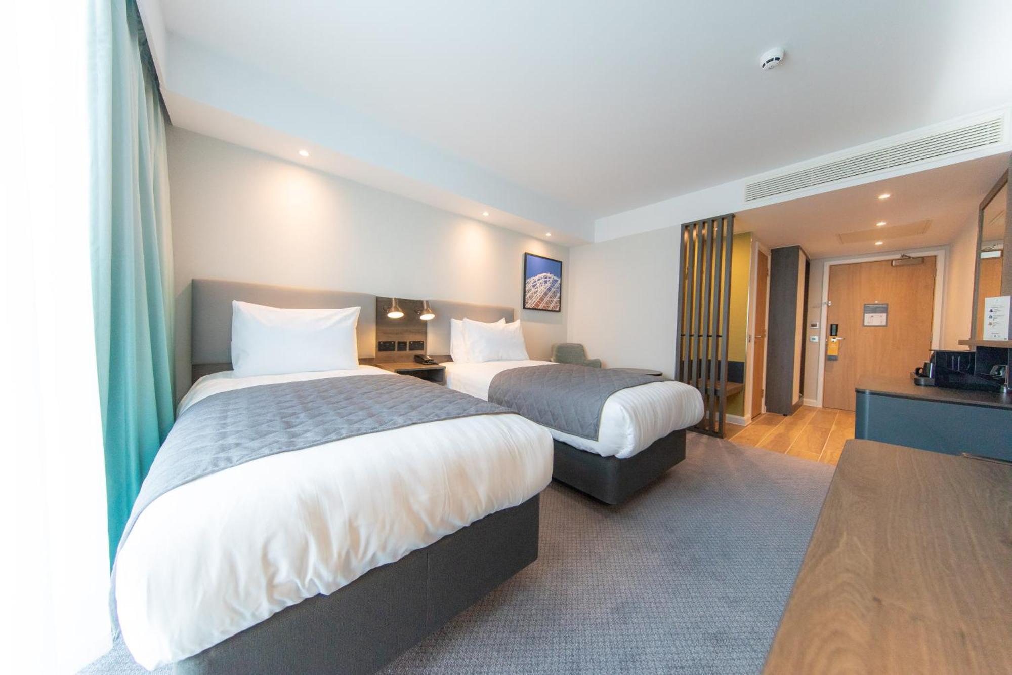 Holiday Inn Blackpool By Ihg Exterior foto