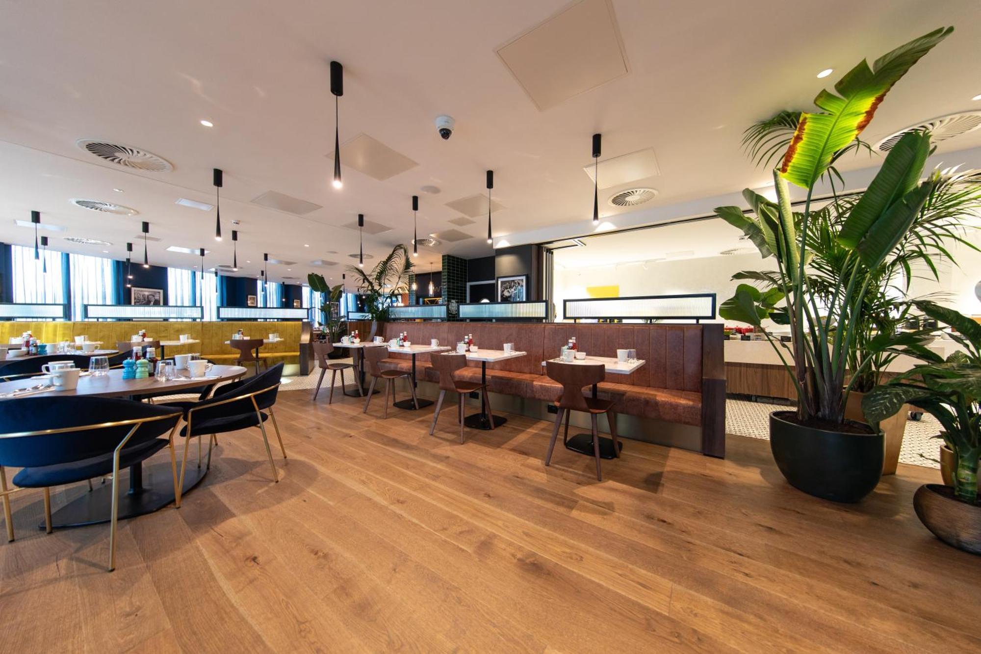 Holiday Inn Blackpool By Ihg Exterior foto