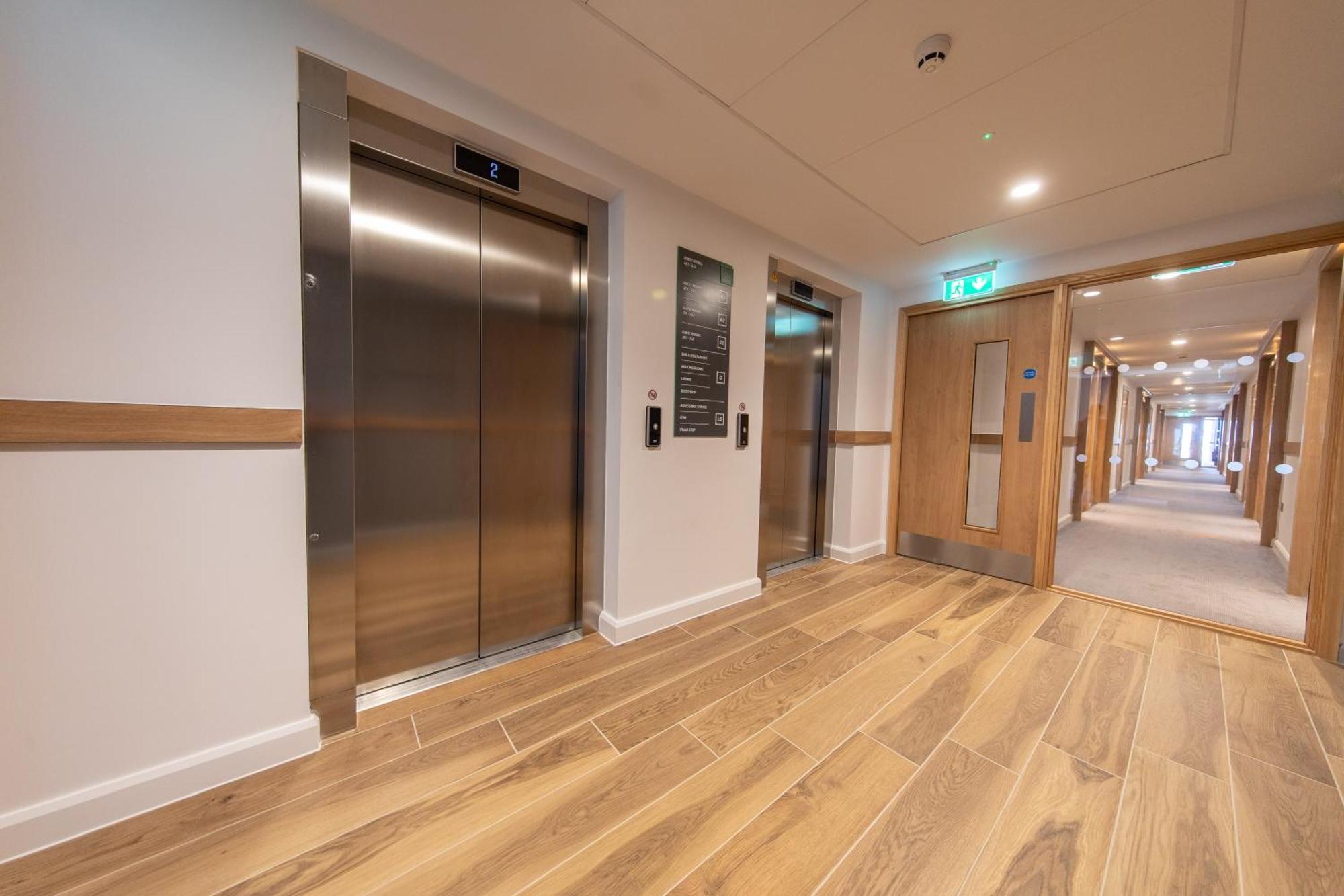 Holiday Inn Blackpool By Ihg Exterior foto